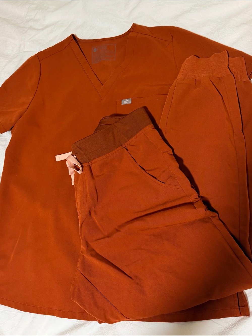 Figs scrubs